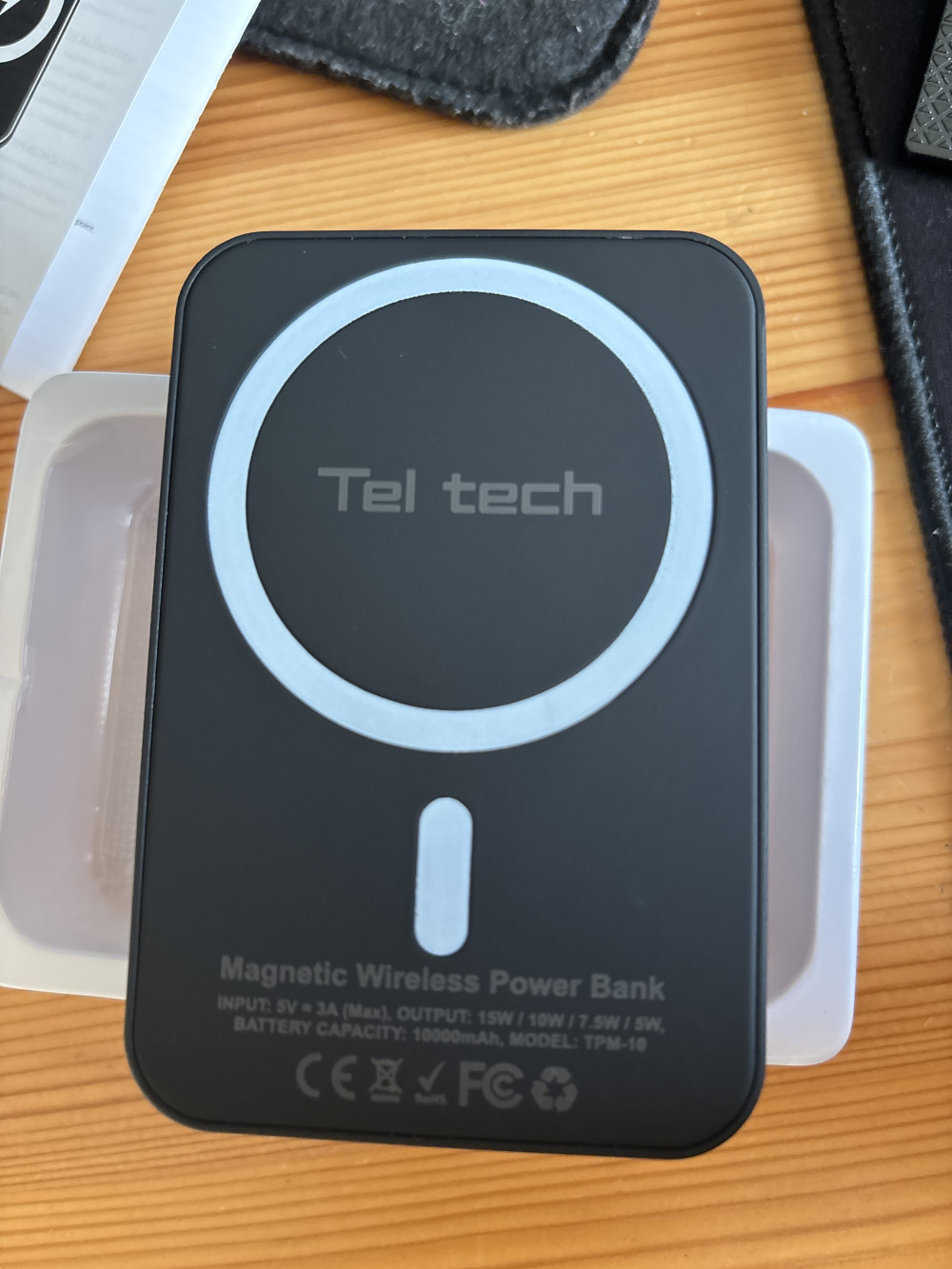 Teltech MagSafe kompatibilis powerbank 10000mAh 15W Fekete
